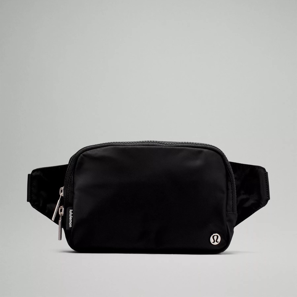 🖤 NWT Lululemon Everywhere Belt Bag Large 2L Black